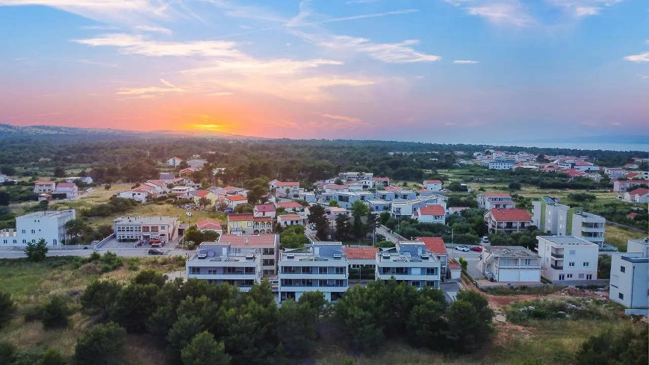 Number One Apartments Vir