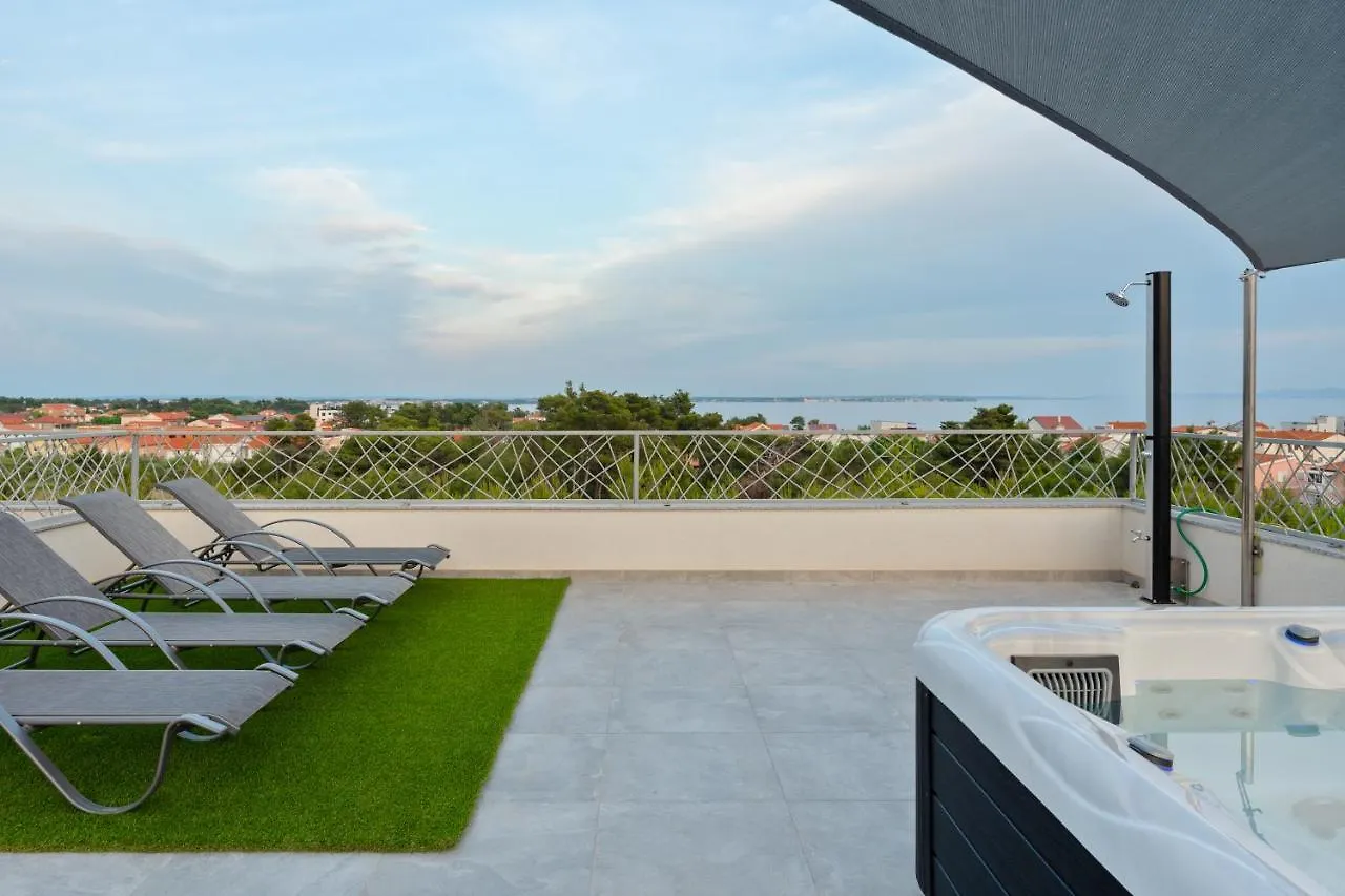 Number One Apartments Vir